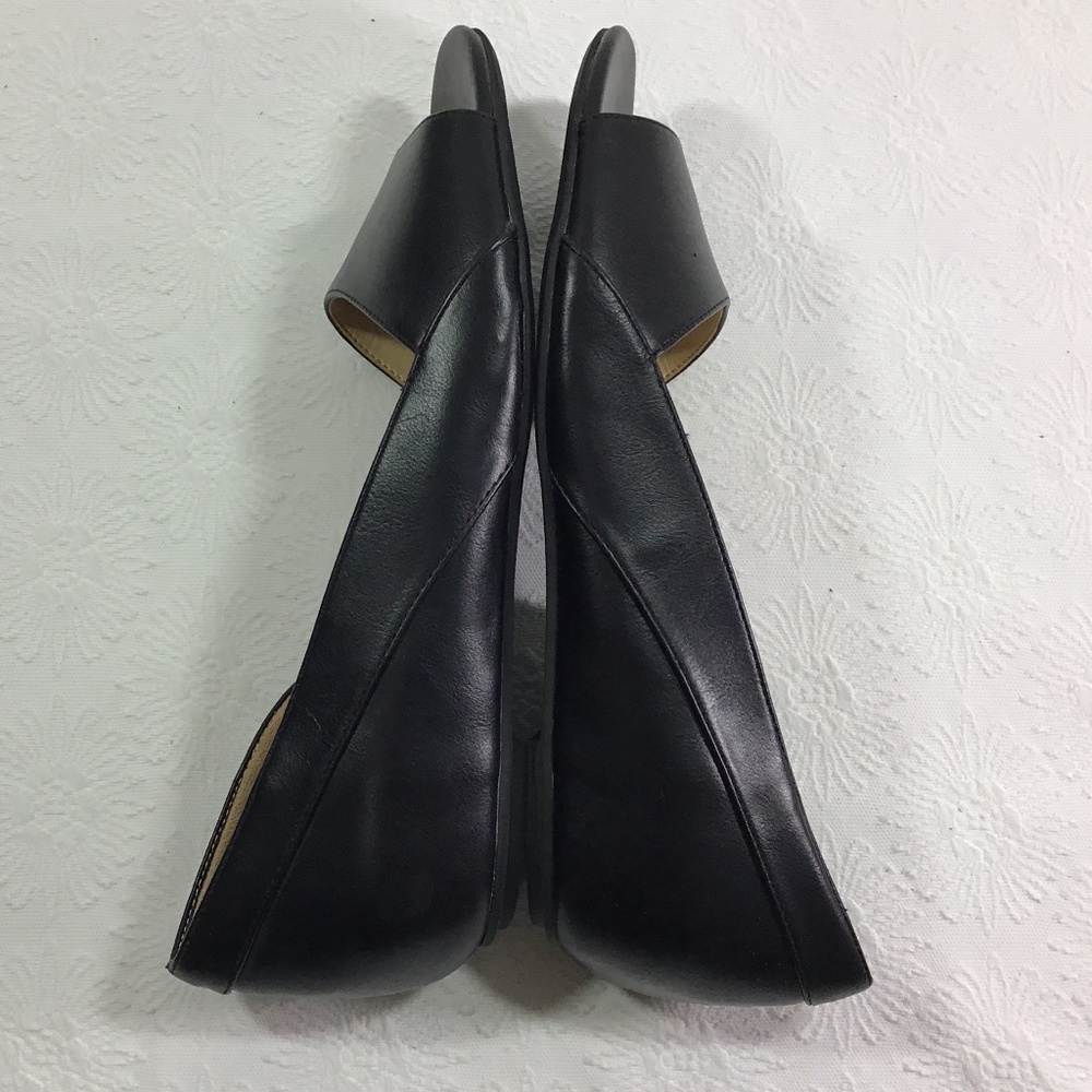 Naturalizer “Roma” Black Slip-On Flats - Picture 4 of 8